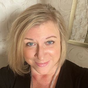 Meet your Posher, Teresa